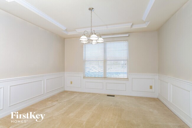 Building Photo - 5158 Grandin Ridge Dr