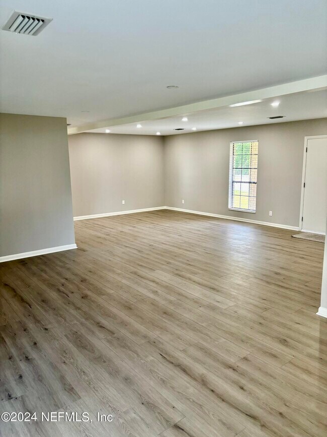 Foto del edificio - 509 Sunset Dr