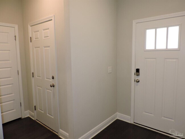 Foto del edificio - 7964 Huntington Creek Ln