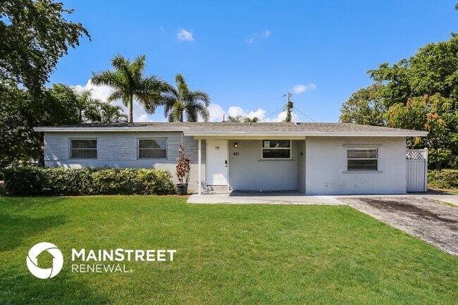 Building Photo - 421 SW 64th Terrace