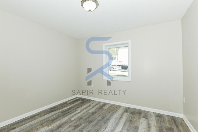 Foto del edificio - 166 Anderson Ave NW