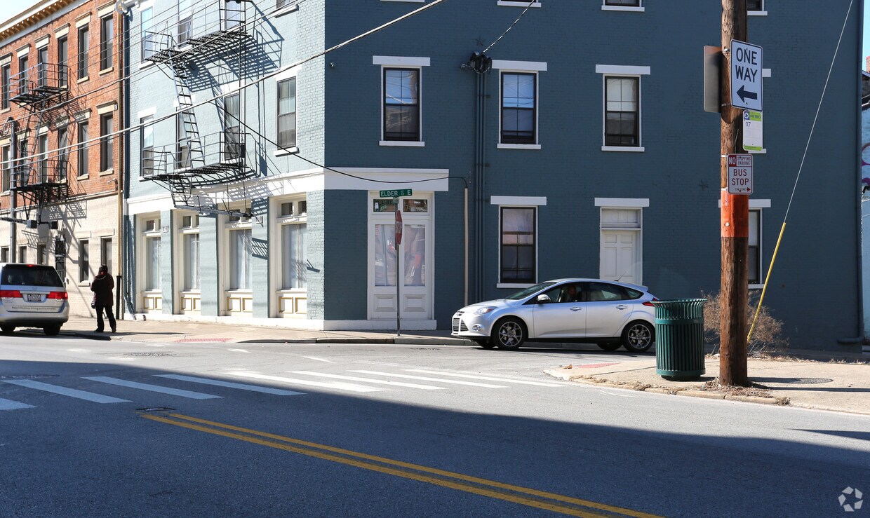 Foto del edificio - 41 E McMicken Ave