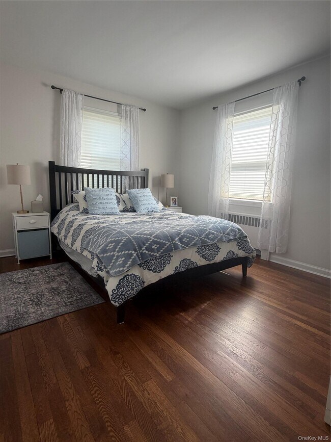 Foto del edificio - 135 Woolsey Ave