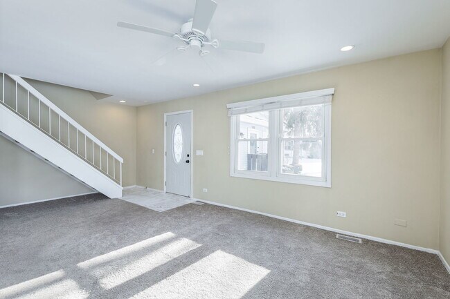 Building Photo - 7729 W Floral Ct
