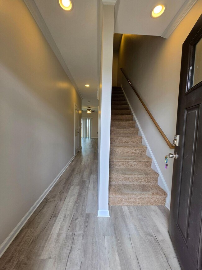 Foto del edificio - 2969 Old Field Rd