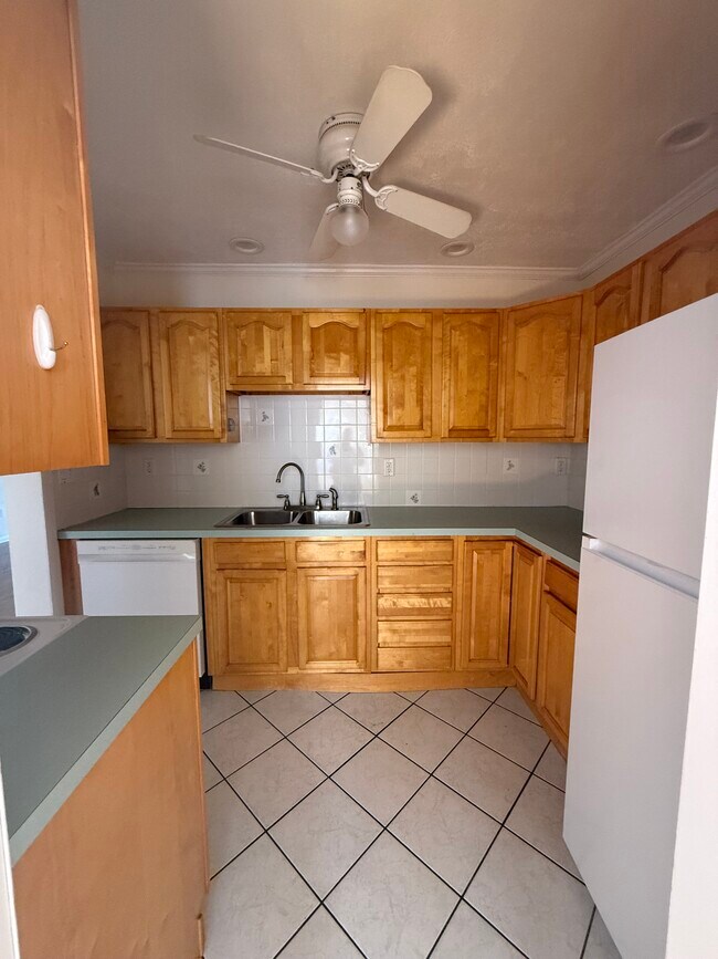 Foto del edificio - 1262 Woodlawn Ter