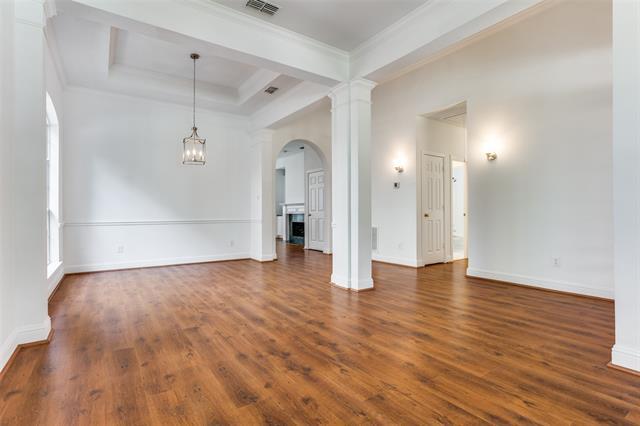 Foto del edificio - 4805 Bear Run Dr