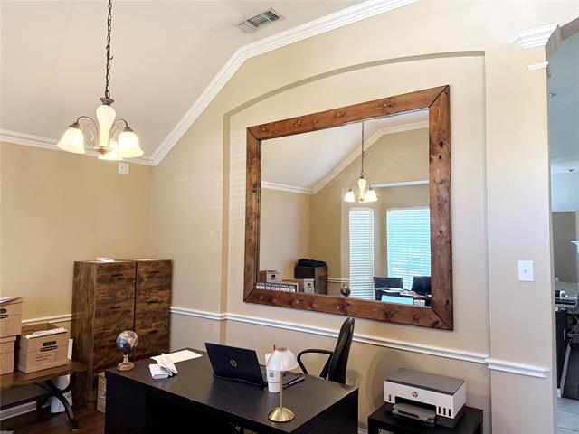 Building Photo - 10711 Sweet Water Dr