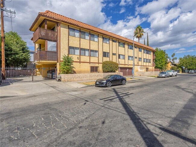 Foto del edificio - 7305 Milwood Ave