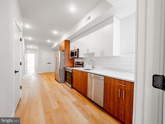 Building Photo - 4159 Westminster Ave
