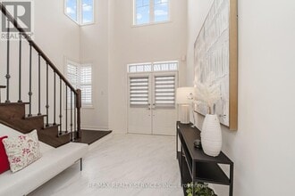 Building Photo - 564 Mactier Dr