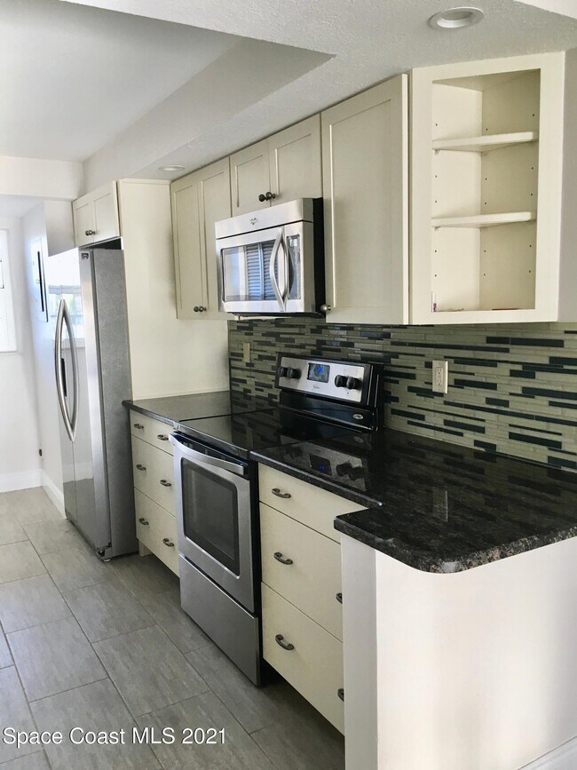 Foto del edificio - 1025 Rockledge Dr