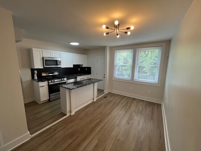 Foto del edificio - Newly rehabbed 3 bedroom