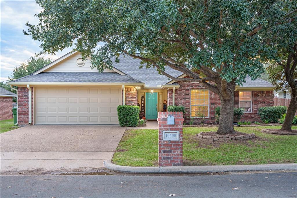 10600 Whitney Trace Dr, Waco, TX 76708 Room for Rent in Waco, TX