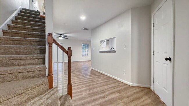 Building Photo - 824 Admissions Ct