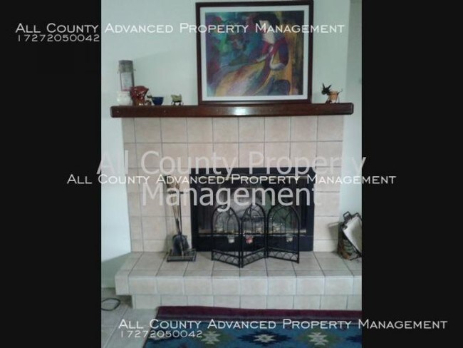 Building Photo - 3 bedroom in Clearwater FL 33760