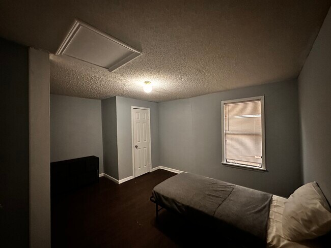 Foto del edificio - 1207 S Chicago Ave