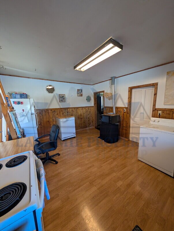 Foto del edificio - 295 W Mitchell St