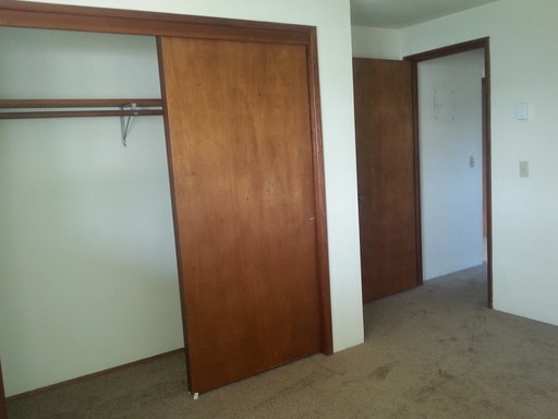 Building Photo - 2675 Oak St