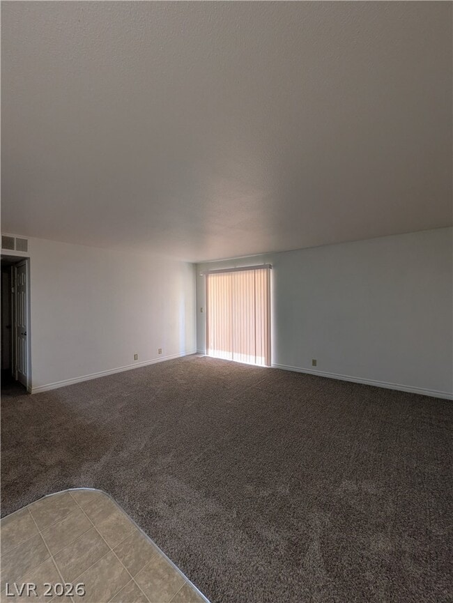 Building Photo - 5321 River Glen Dr