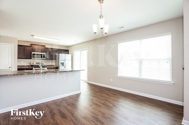 Building Photo - 3004 Apple Orchard Pl