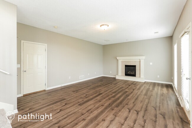 Foto del edificio - 8508 N Arcola Avenue, Kansas City, MO, 64153