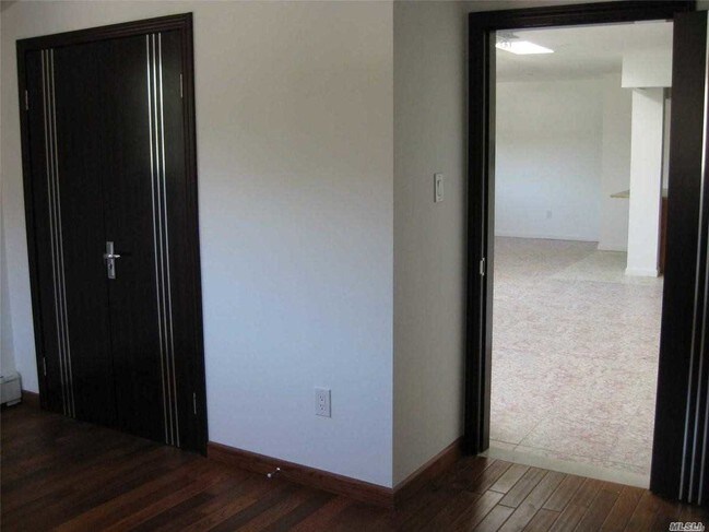 Foto del edificio - 146-27 Beech Ave