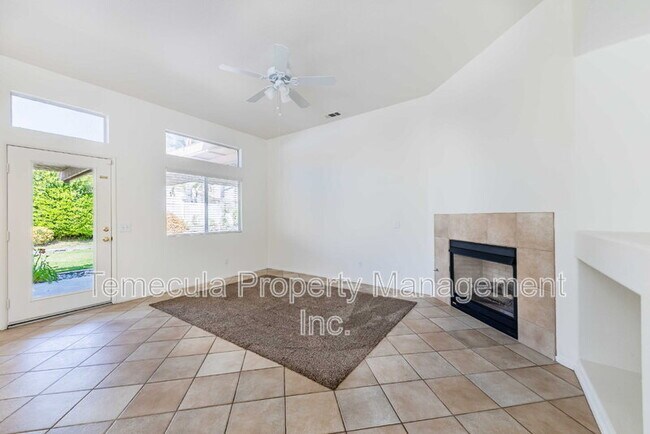 Foto del edificio - 26440 St Ives Ct
