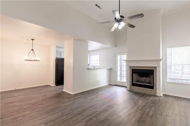 Building Photo - THREE BED CONDO READY AUGUST 2024! On Bus ...