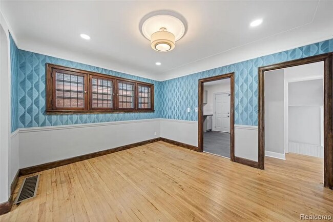 Foto del edificio - 13600 Birwood St