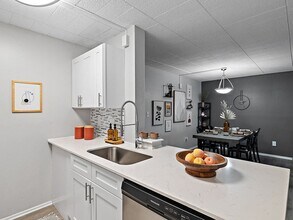 Building Photo - Southgate Apartments
