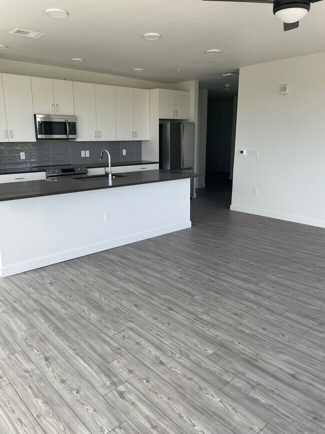 Foto del edificio - 12600 E Colfax Ave
