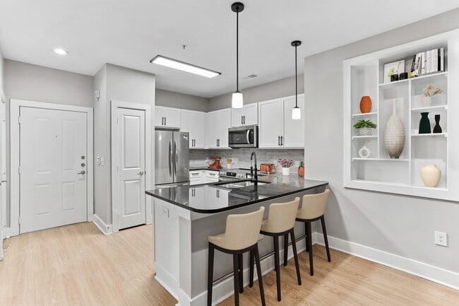 Photo - Porter Westside Apartments