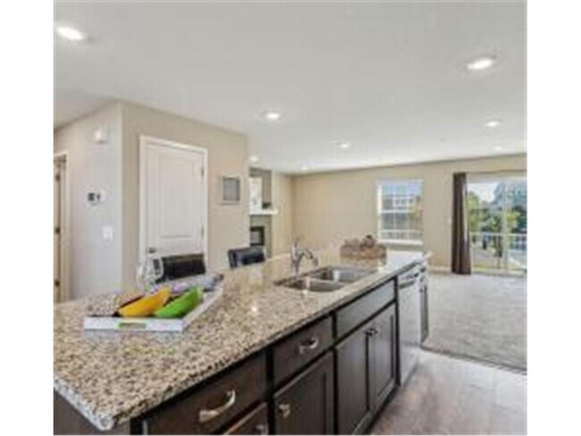 Foto del edificio - 5407 96th Ave N