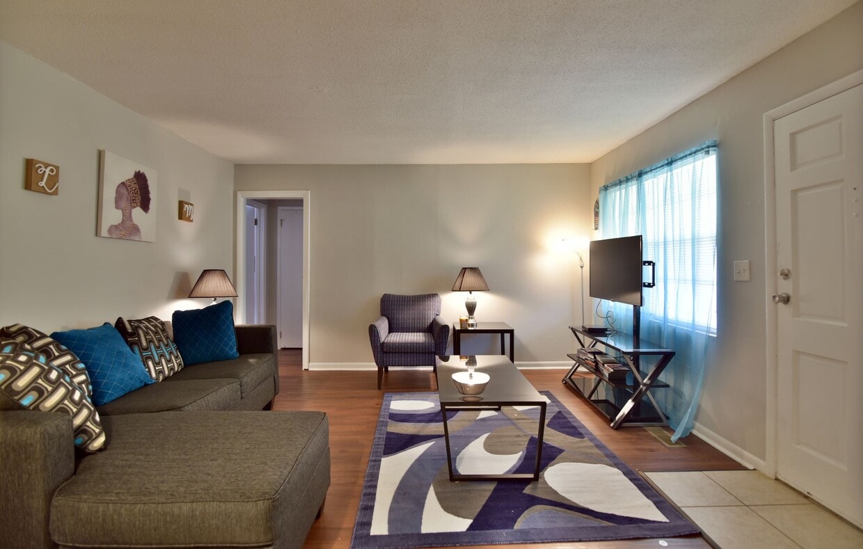 Shoreham Apartments Albany Ganull