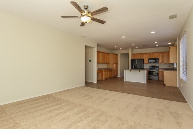 Building Photo - 2621 W Medinah Way