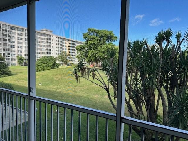 Building Photo - 3351 S Palm Aire Dr