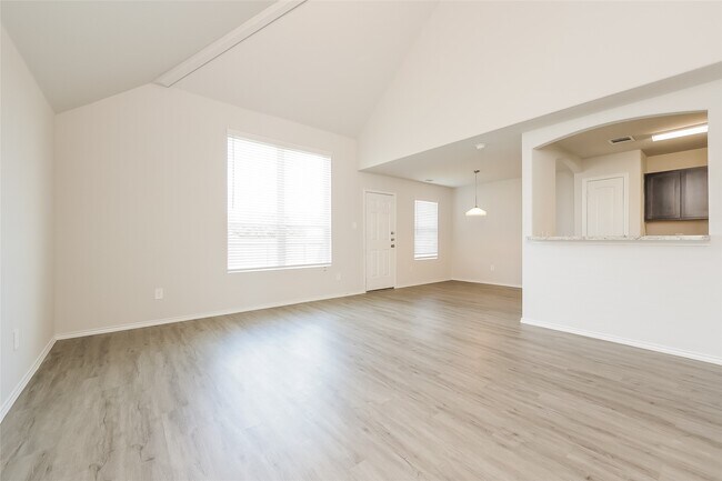 Foto del edificio - 943 Imperial Heights Dr