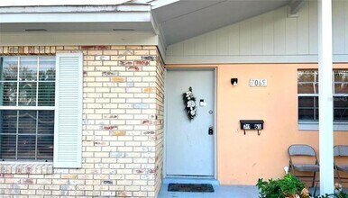 Building Photo - 7065 Balboa Dr