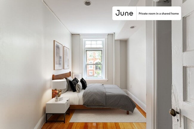 Building Photo - Room in Shared 4 bed/2 bath home