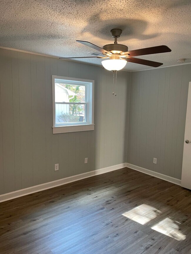 Photo - 1021 Fenimore St House