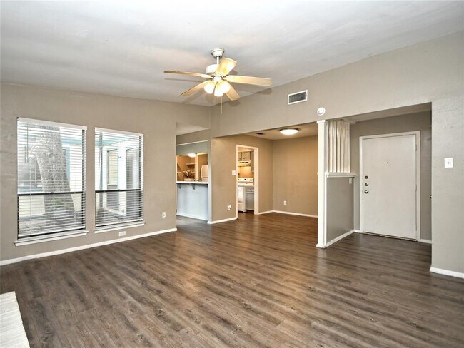 Building Photo - 8415 Fathom Cir