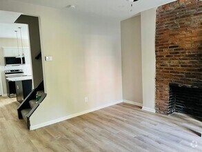 Building Photo - 115 Parkhurst St