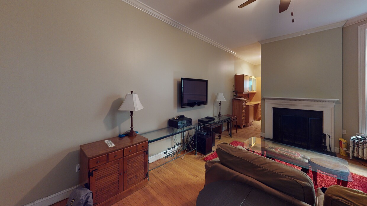 Primary Photo - 1865 Mintwood Pl NW