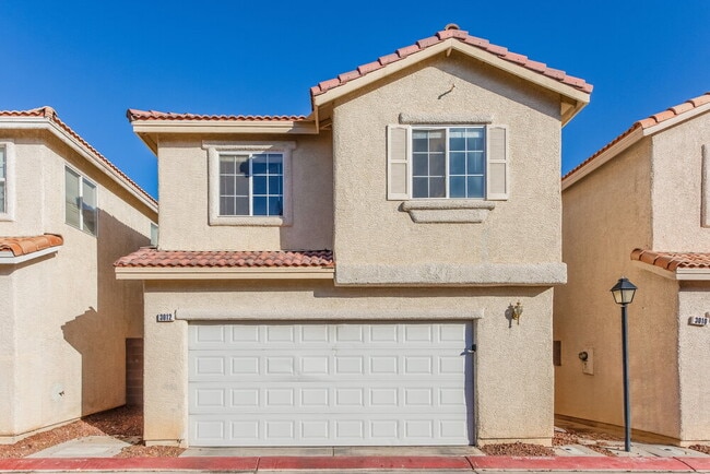 Building Photo - 3012 Sunrise Bay Ave