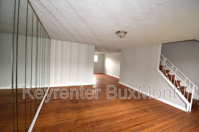 Building Photo - 1308 Harshaw Rd