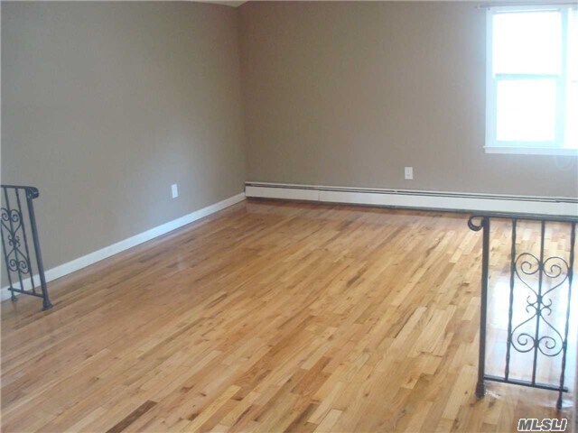 Foto del edificio - 114-30 116th St