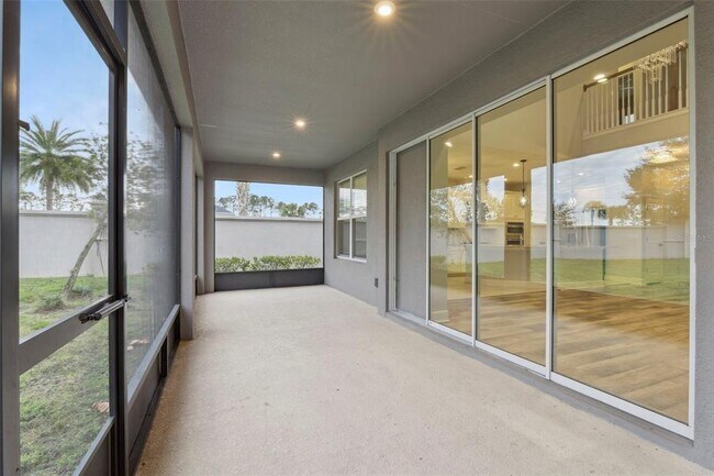 Foto del edificio - 1085 Lakeside Estates Dr