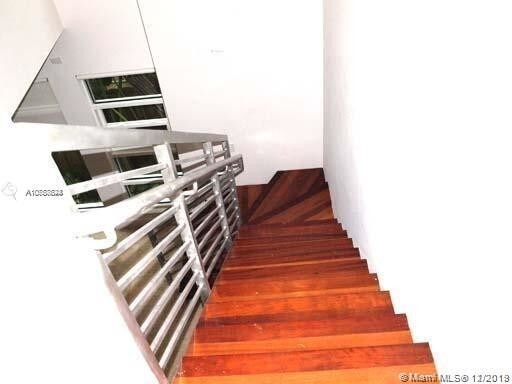 Foto del edificio - 1545 Jefferson Ave