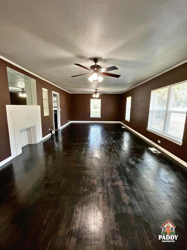 Building Photo - 312 Dogwood Ln